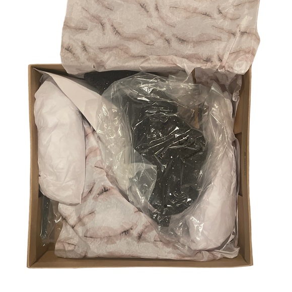 JESSICA SIMPSON PIXILLEZ 4 BOOTIE IN BLACK CHUNKY GLITTER - BRAND NEW IN BOX! - Picture 5 of 12